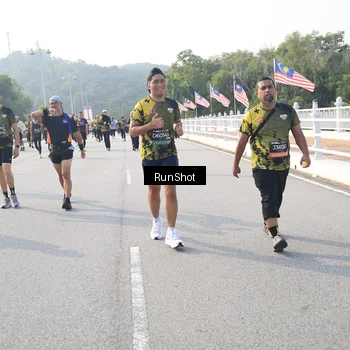 Runner Photo 6894831