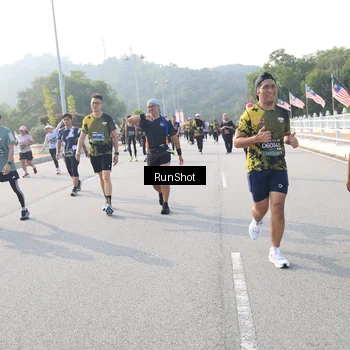 Runner Photo 6894857