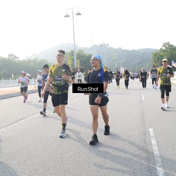 Runner Photo 6894892