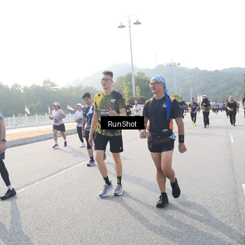 Runner Photo 6894905