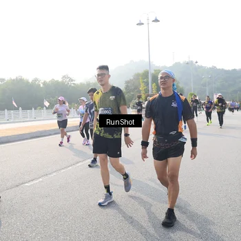 Runner Photo 6894949