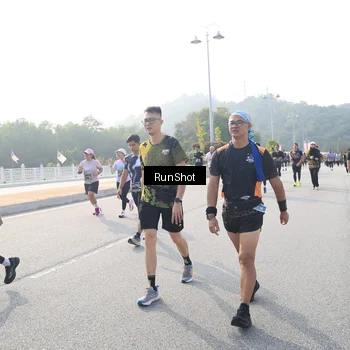 Runner Photo 6894960