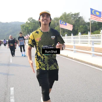 Runner Photo 6894985