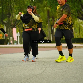 Runner Photo 6895007