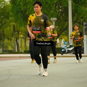 Runner Photo 6895069