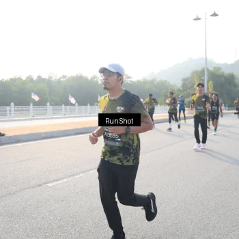 Runner Photo 6895081