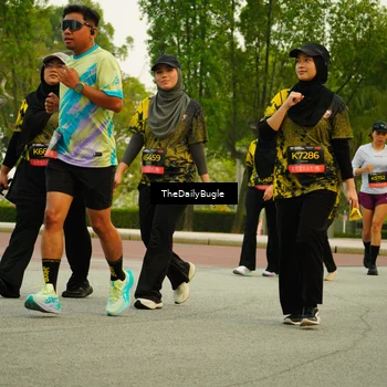 Runner Photo 6895141