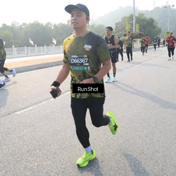 Runner Photo 6895147