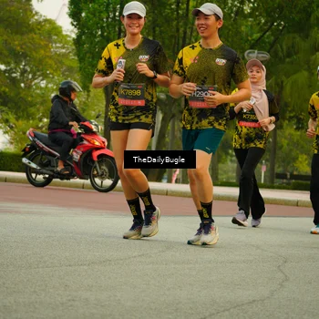 Runner Photo 6895165
