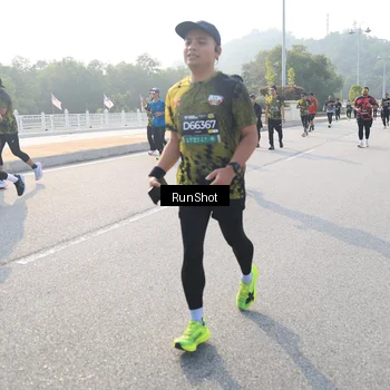 Runner Photo 6895166
