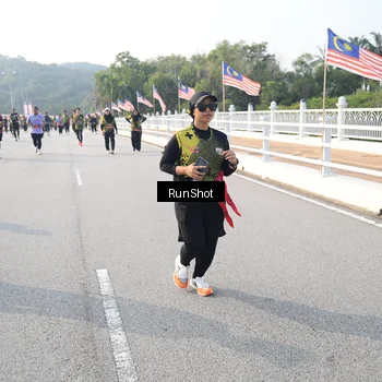 Runner Photo 6895174