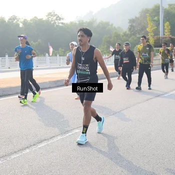 Runner Photo 6895183