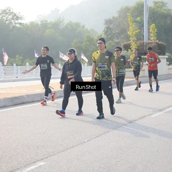 Runner Photo 6895194