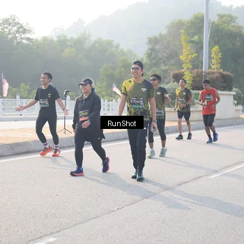 Runner Photo 6895203