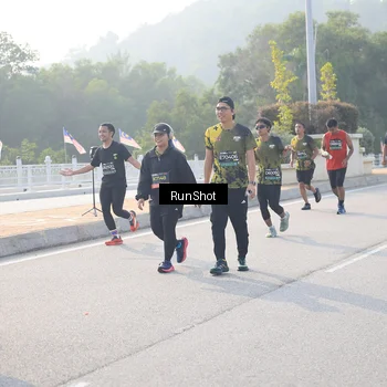 Runner Photo 6895206