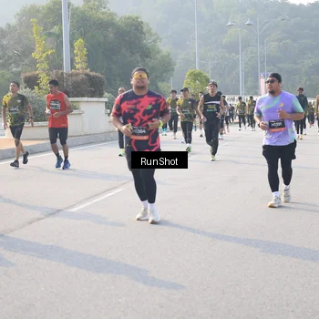 Runner Photo 6895213