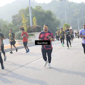 Runner Photo 6895217
