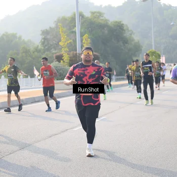 Runner Photo 6895234