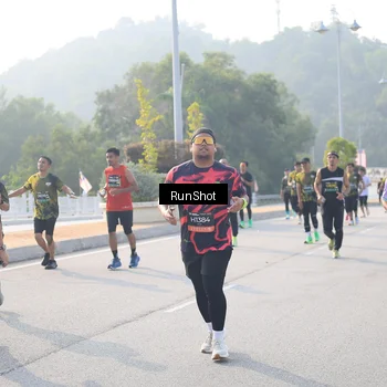 Runner Photo 6895249