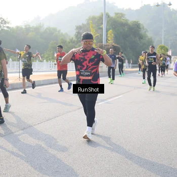 Runner Photo 6895254