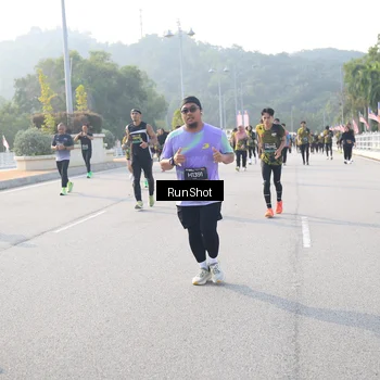 Runner Photo 6895303