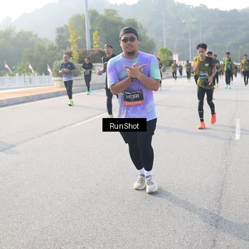 Runner Photo 6895317