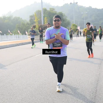 Runner Photo 6895321