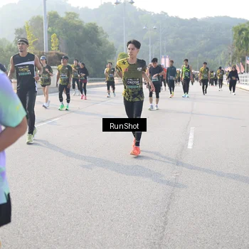 Runner Photo 6895354