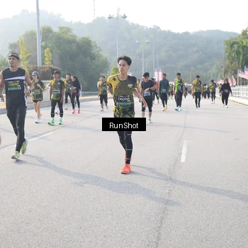 Runner Photo 6895358
