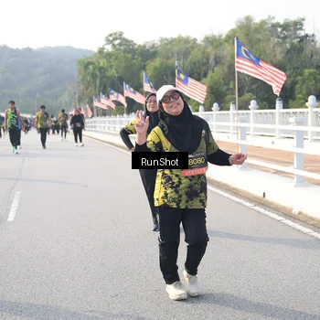 Runner Photo 6895368