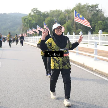 Runner Photo 6895374