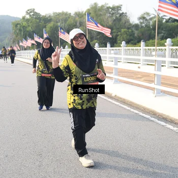 Runner Photo 6895395