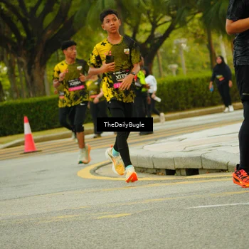 Runner Photo 6895414