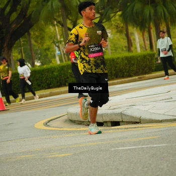 Runner Photo 6895433