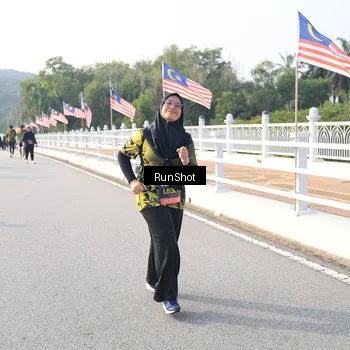 Runner Photo 6895439