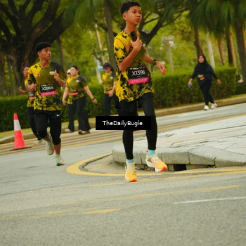 Runner Photo 6895452