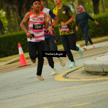 Runner Photo 6895460