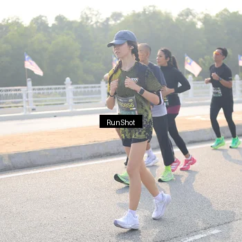 Runner Photo 6895472
