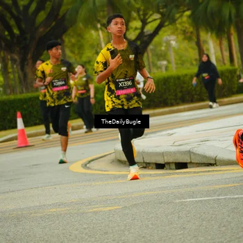 Runner Photo 6895473