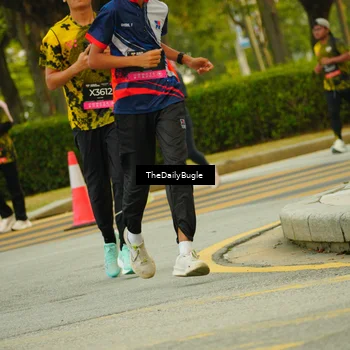Runner Photo 6895481