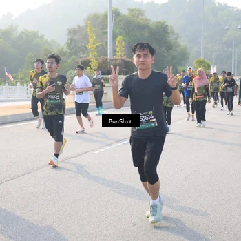 Runner Photo 6895482