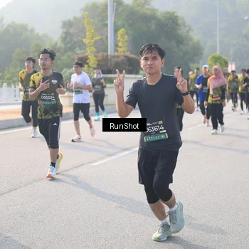Runner Photo 6895484