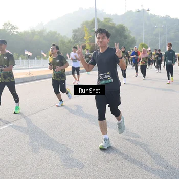 Runner Photo 6895506