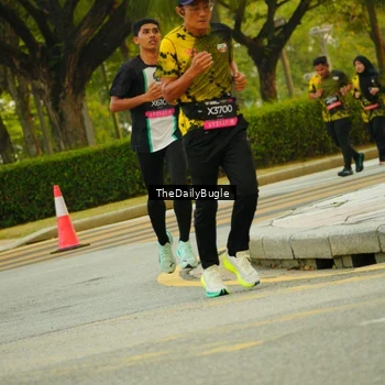 Runner Photo 6895535
