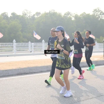 Runner Photo 6895546