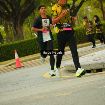 Runner Photo 6895549