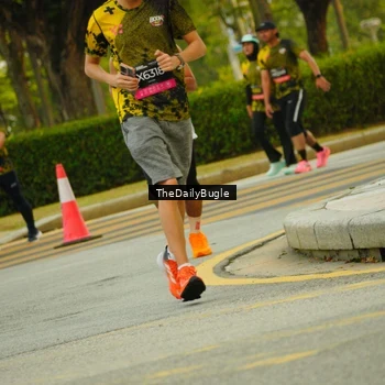 Runner Photo 6895559