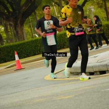 Runner Photo 6895561