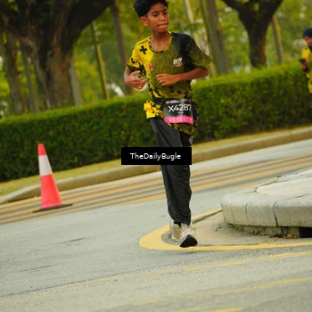 Runner Photo 6895618