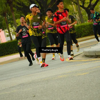 Runner Photo 6895652